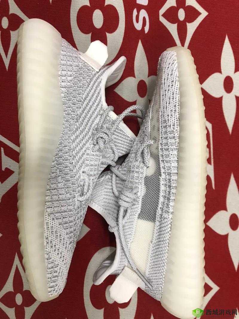 yeezy 蜜桃满天星：价格究竟几何